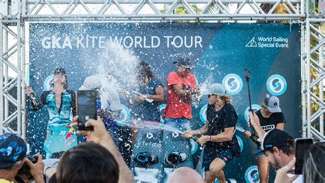 gkakiteworldtour.com